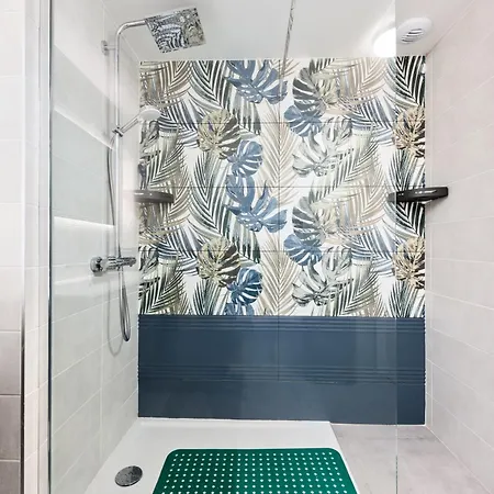 Apartment Luxueux - Parking Prive - Piscine - Cc